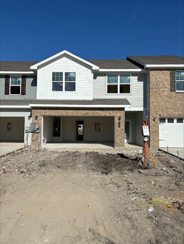 view of front of home featuring a garage