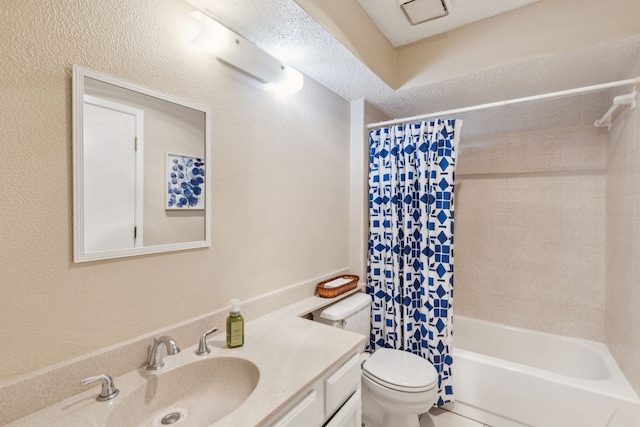 full bathroom with shower / bath combination with curtain, vanity, and toilet