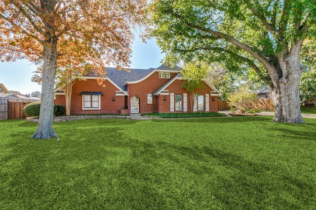 view of front of house with a front yard