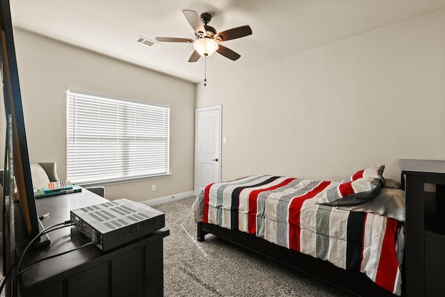 carpeted bedroom featuring ceiling fan