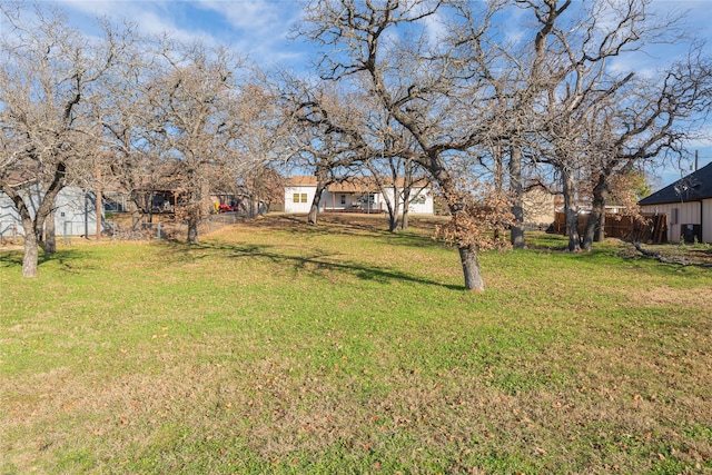 7425 Hickey Rd, Azle, TX 76020 - view of green lawn