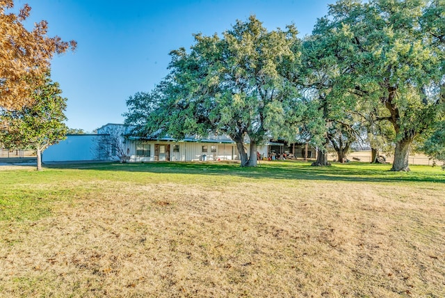 Listing photo 3 for TBD Charlie Court, Granbury TX 76049