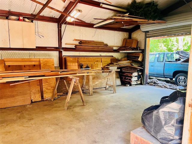 1721 Cooper Dr, Irving, TX 75061 - view of garage