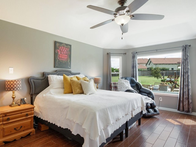 bedroom with ceiling fan