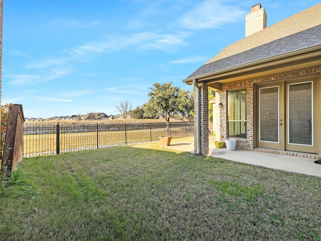 view of yard with a patio area