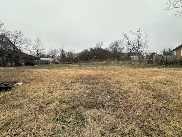 Listing photo 2 for 408 Cedar St, Hico TX 76457