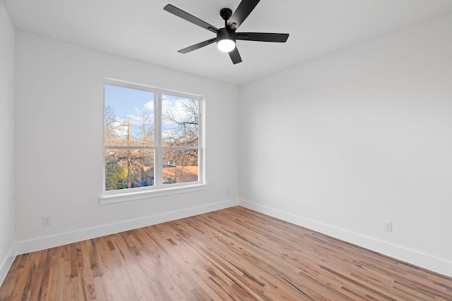 unfurnished room with light hardwood / wood-style floors and ceiling fan