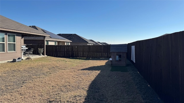 view of yard with a patio area