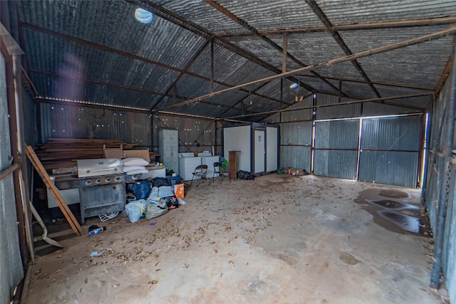 garage featuring washer / clothes dryer