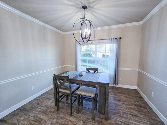 dining room featuring a chandelier and crown molding