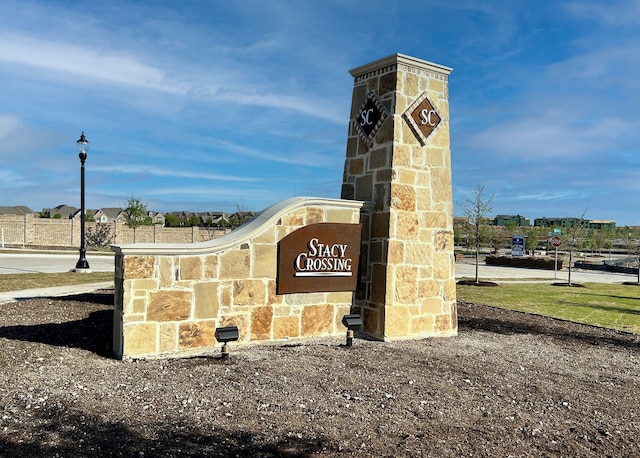 view of community / neighborhood sign