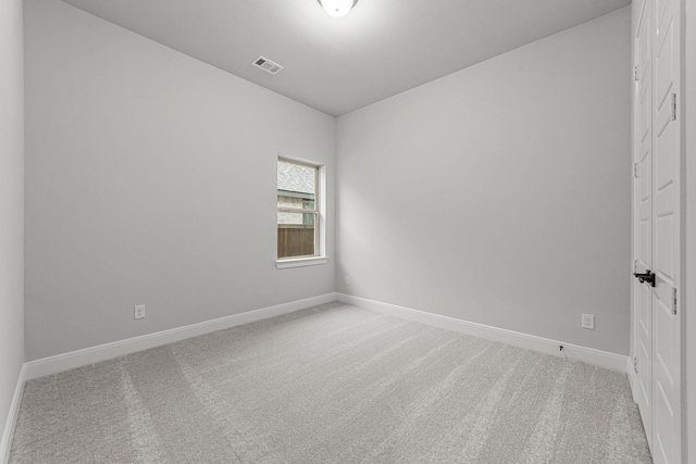 empty room featuring carpet