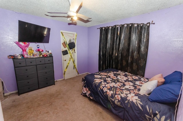 bedroom with light carpet, a textured ceiling, and ceiling fan