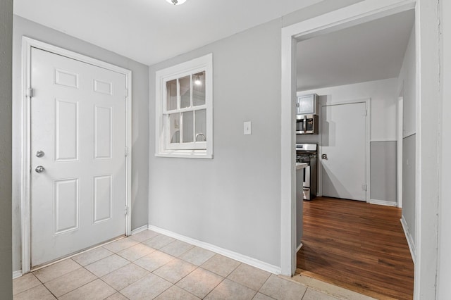 view of tiled entryway