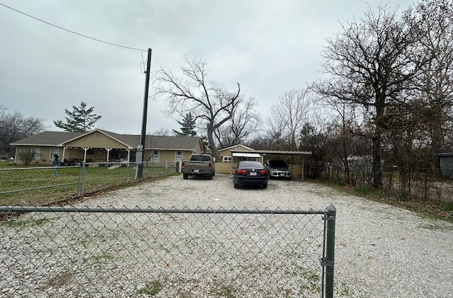 view of front facade featuring a carport