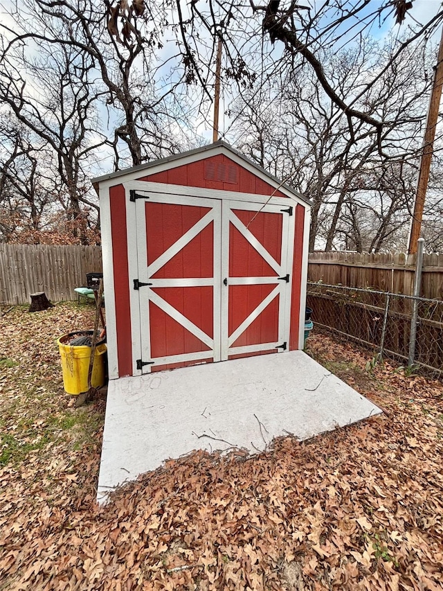 view of outdoor structure