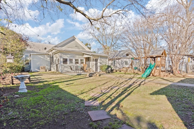 view of yard featuring a playground