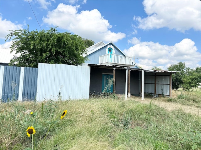 view of front of home