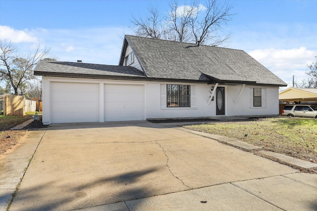 view of front facade with a garage