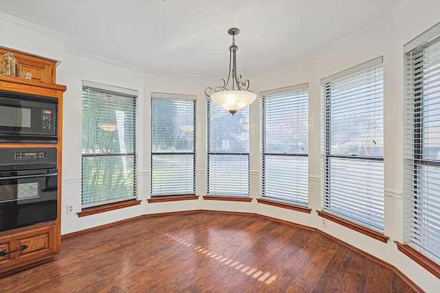2735 Steamboat Cir, Arlington, TX 76006 - unfurnished dining area with dark wood finished floors, crown molding, healthy amount of natural light, and baseboards