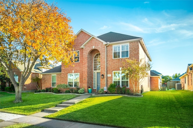 view of front of home featuring a front yard