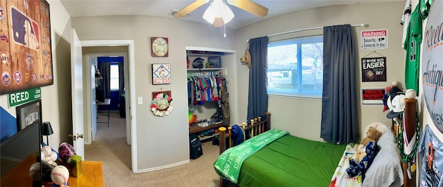 bedroom featuring carpet floors, a closet, and ceiling fan