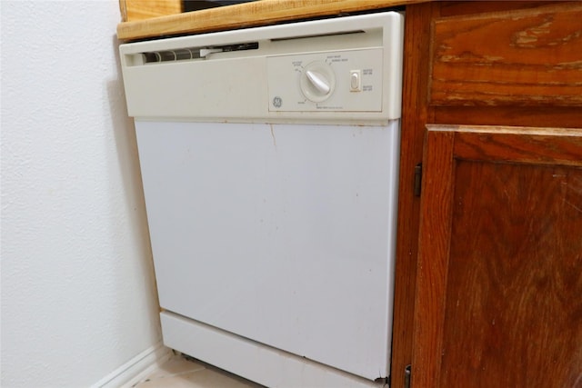 interior details featuring dishwasher