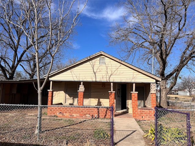 view of front of house with covered porch