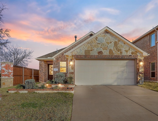 view of front facade featuring a garage