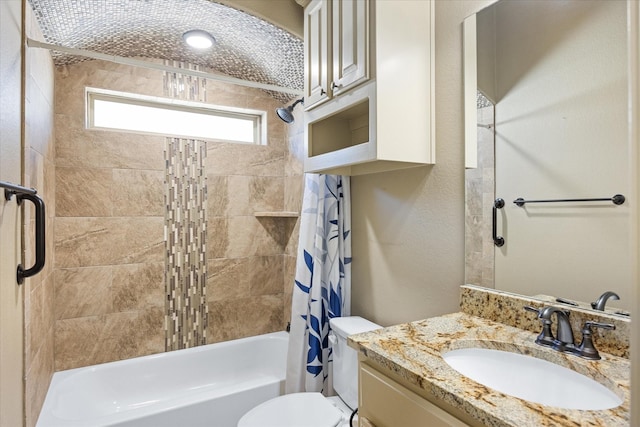 full bathroom with shower / bath combination with curtain, vanity, and toilet