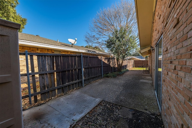 view of yard with a patio