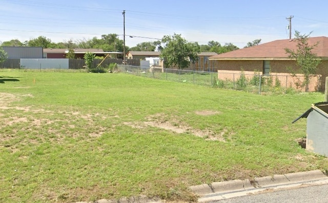 Listing photo 2 for 1002 W 1st St, Littlefield TX 79339