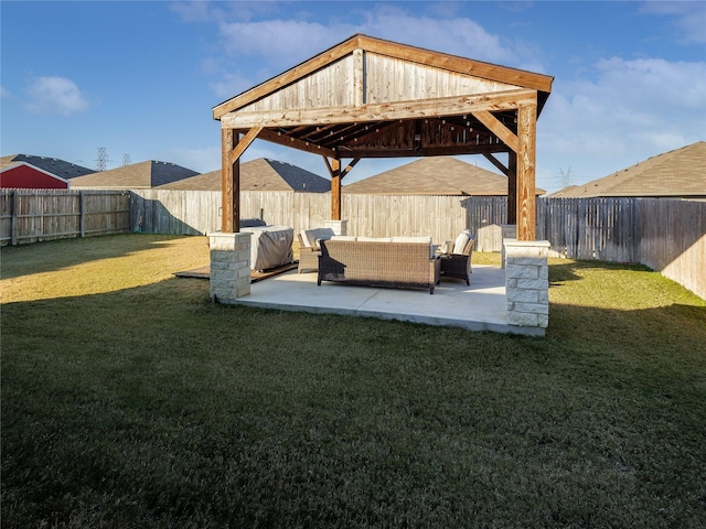 view of yard with an outdoor hangout area and a patio area