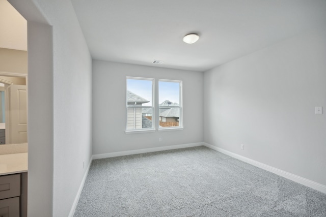 empty room with carpet