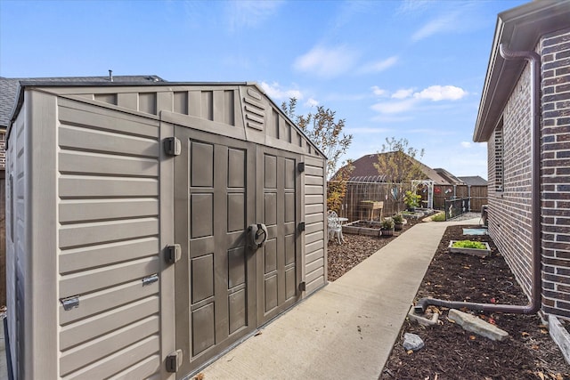 view of outbuilding