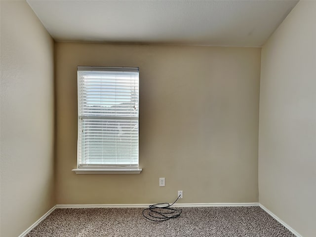 view of carpeted spare room