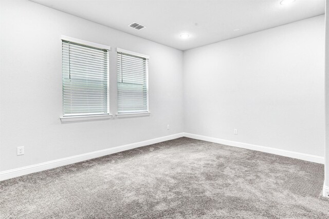 empty room featuring carpet