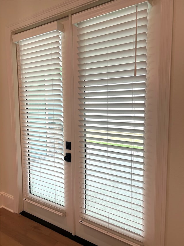 2129 Pecan Square Ave, Shreveport, LA 71106 - detailed view of wood finished floors