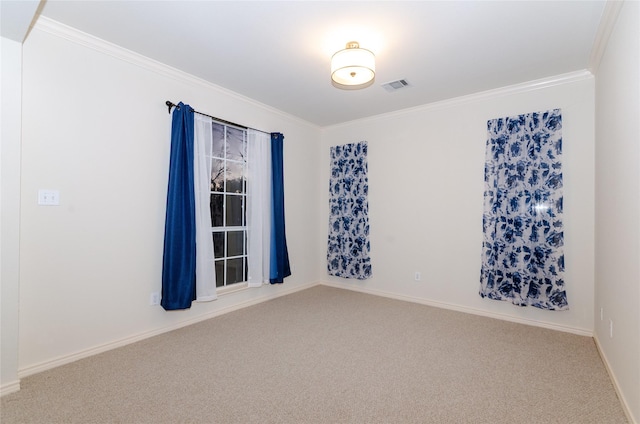 unfurnished room featuring crown molding and carpet