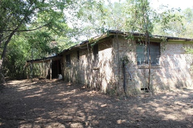 view of home's exterior