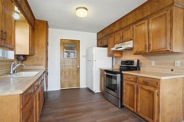 kitchen with backsplash, stainless steel range with electric cooktop, sink, a textured ceiling, and dark hardwood / wood-style flooring