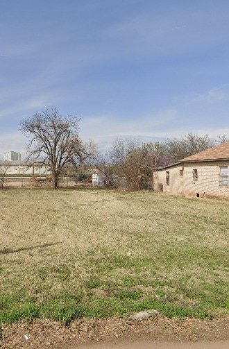 Listing photo 2 for 310 Elm St, Wichita Falls TX 76301