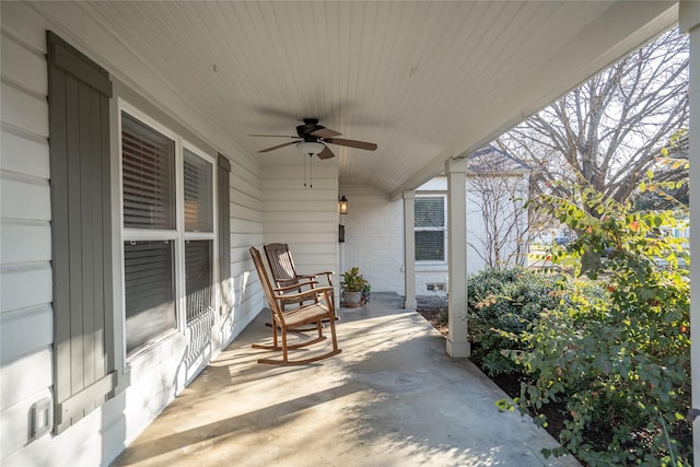 view of patio featuring ceiling fan