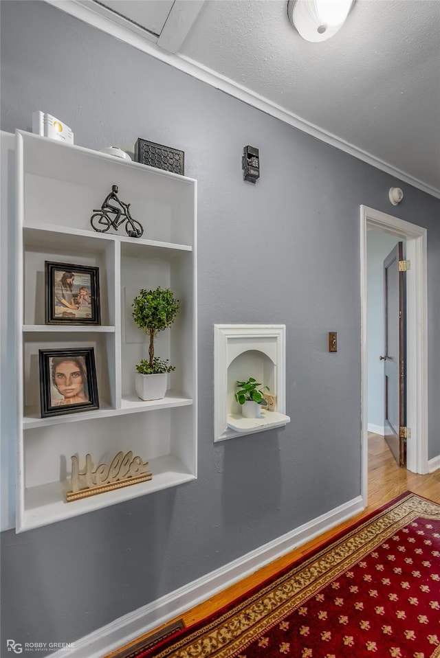 details featuring hardwood / wood-style floors