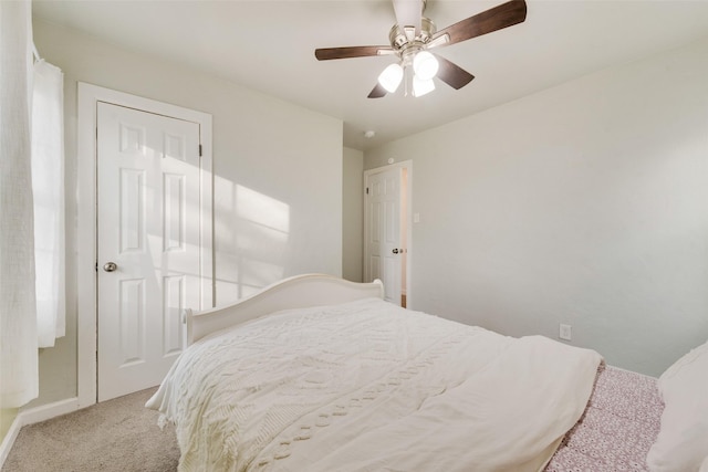 bedroom with carpet flooring and ceiling fan