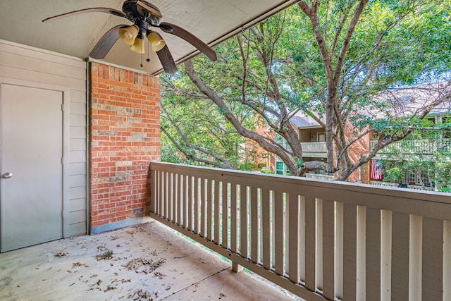 balcony with ceiling fan