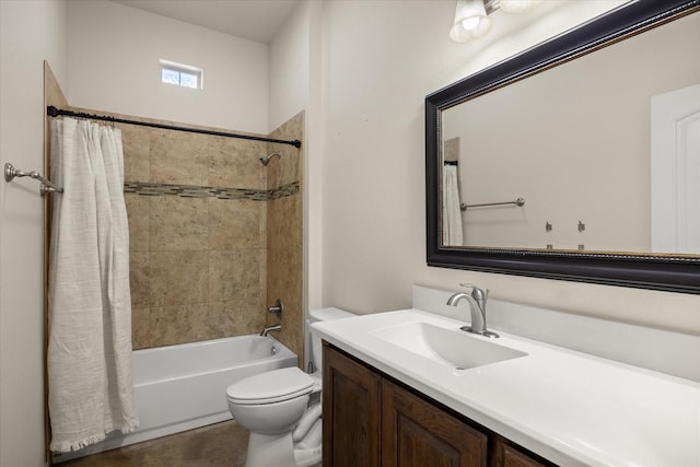 full bathroom with shower / tub combo with curtain, vanity, and toilet