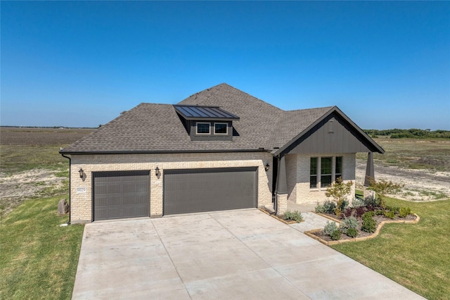 view of front of house featuring a front yard