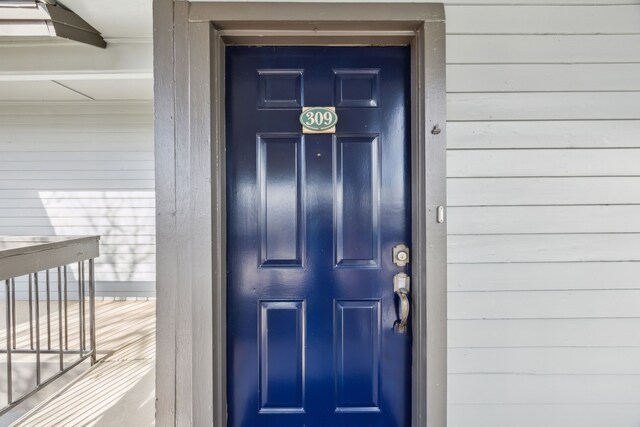 view of property entrance