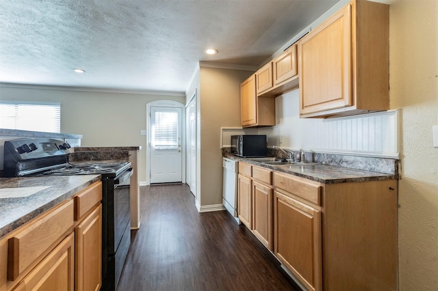 kitchen with sink, dark hardwood / wood-style floors, black appliances, a textured ceiling, and light brown cabinetry